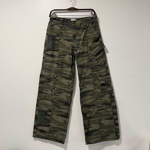 PacSun Low Rise Camo Pant